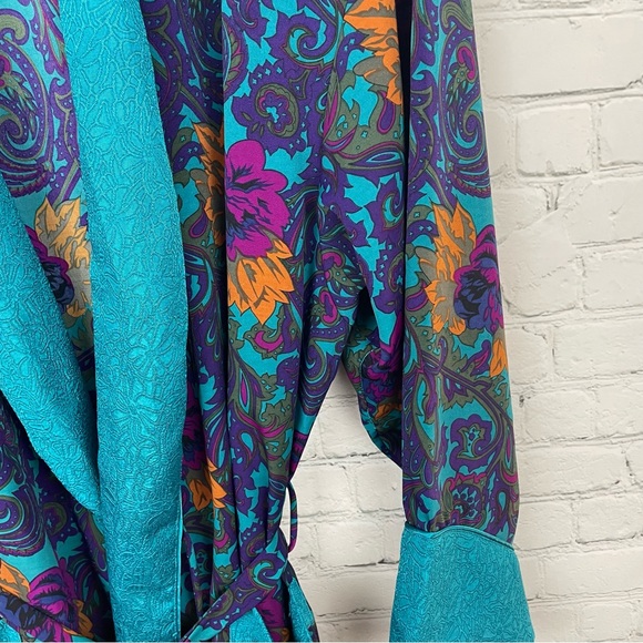 VICTORIA'S SECRET Gold Label Floral Paisley Kimono Dressing Robe size medium - Picture 3 of 6